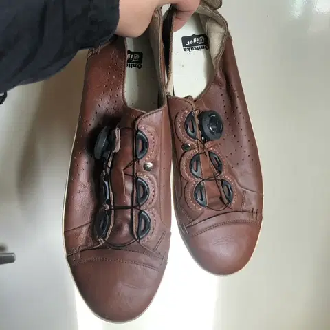 오니츠카타이거 브라운 가죽 슬립온 265