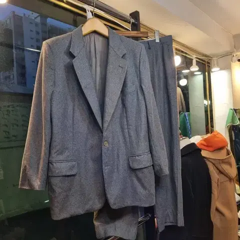 금경 크리스찬디올 실사이즈 95-100 울 100% 수트