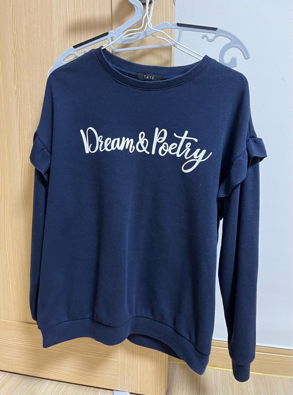 TATE 프릴 맨투맨