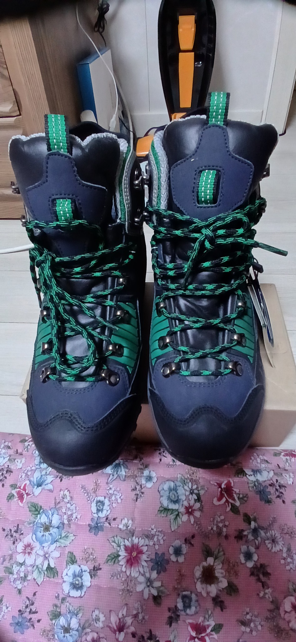 웨스트우드 등산화(270mm)