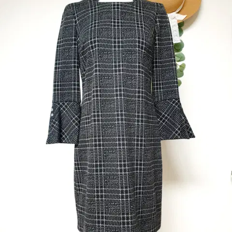 캘빈클라인 트위드 4쉬프트 미디원피스 66 블랙