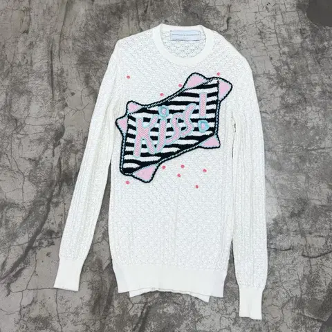 미카엘라 버거 핸드메이드 아플리케 코튼 캐시미어 니트 85