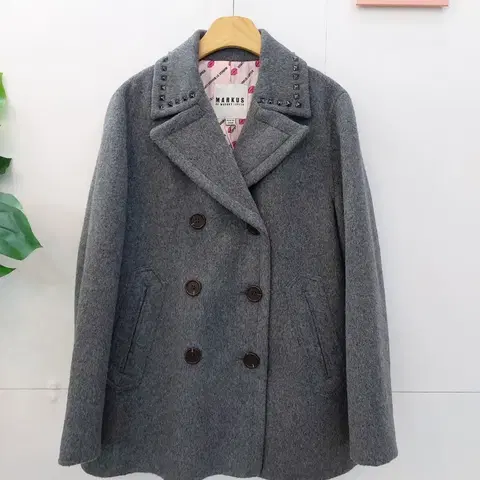 미착용 마커스루퍼 스터드 장식 더블 숏코트 66