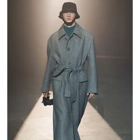 솔리드옴므 헤링본 벨티드 발마칸코트 46사이즈, 70-120