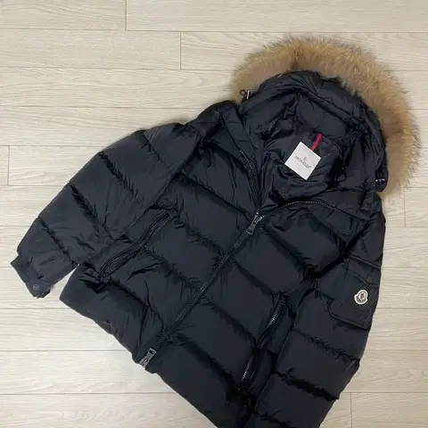 [ 3 / 정품 ] 21fw 몽클레어 모렐 마르크 숏 다운 패딩