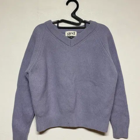 ged 브이넥 울니트 34
