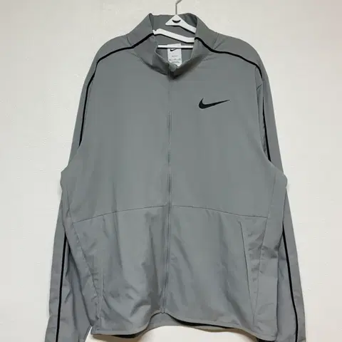 나이키 드라이핏 러닝 집업 바람막이 XXL
