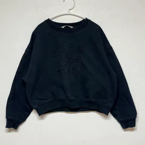 vov 블랙 세미크롭 맨투맨 55