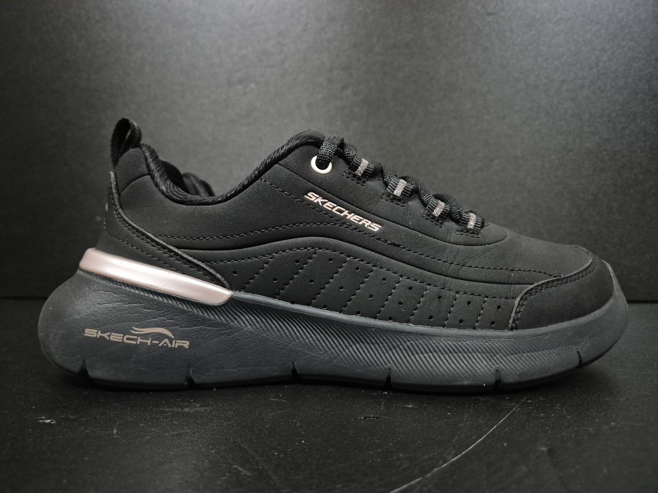 스케쳐스 여성 스니커즈 235 