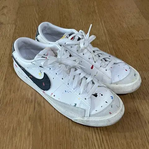 나이키 페인트 스플래터 스니커즈 280