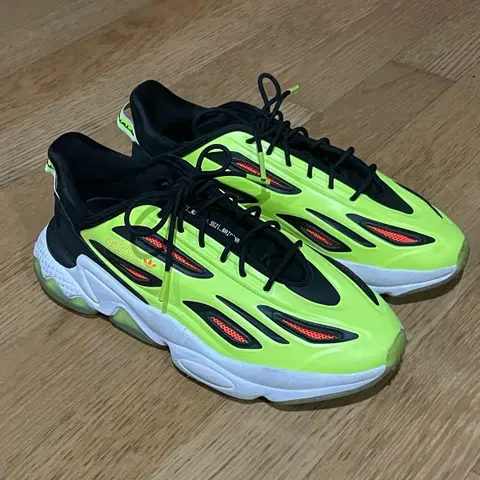 아디다스 오즈위고 솔라옐로우 245-250