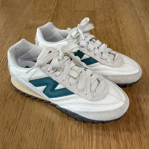 뉴발란스 RC30 라이트 아틱 그레이 스니커즈 225