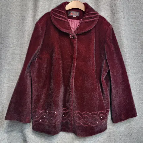 페이크 밍크 스타일 여성 자켓 버건디색