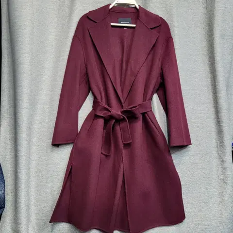 ADD BY NICE CLAUP 캐시미어 벨티드 코트 버건디