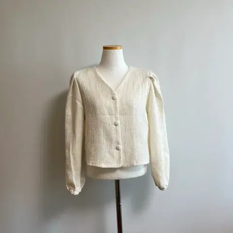 [새상품] 화이트 트위드 블라우스