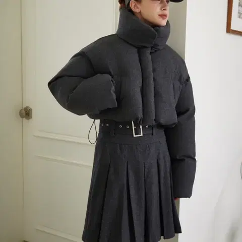 [새상품] SY2C 빅 벨트 울 플리츠 스커트