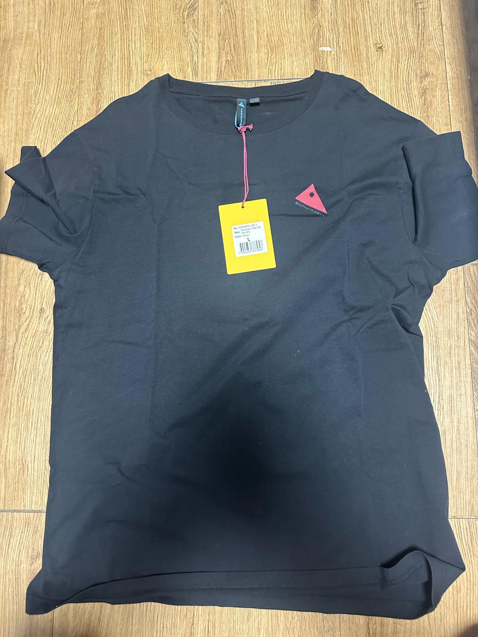 클라터뮤젠 VERKSTAD 1990 리미티드 에디션 반팔티 RV