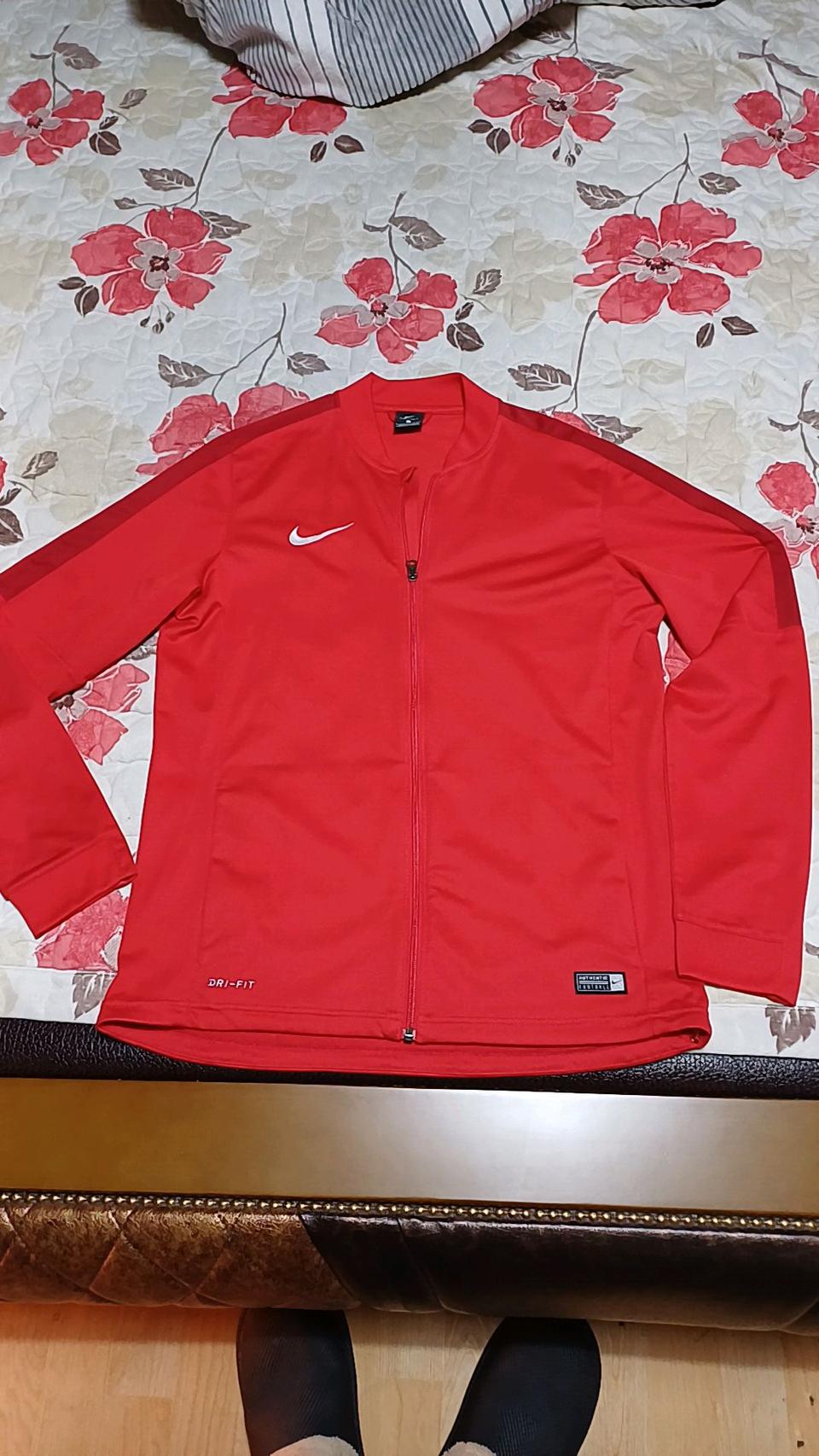 나이키 드라이핏 얇은저지 105 가슴58 기장74