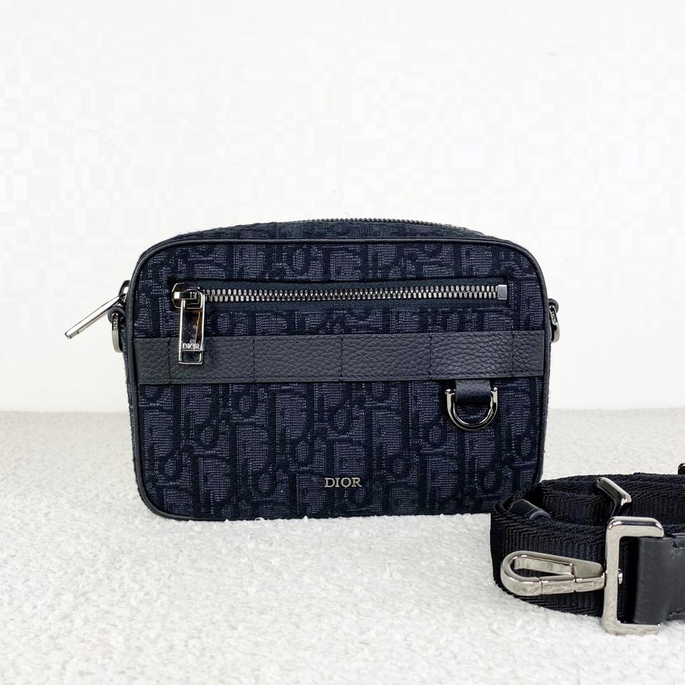 디올 사파리 메신저백 미니 스트랩백