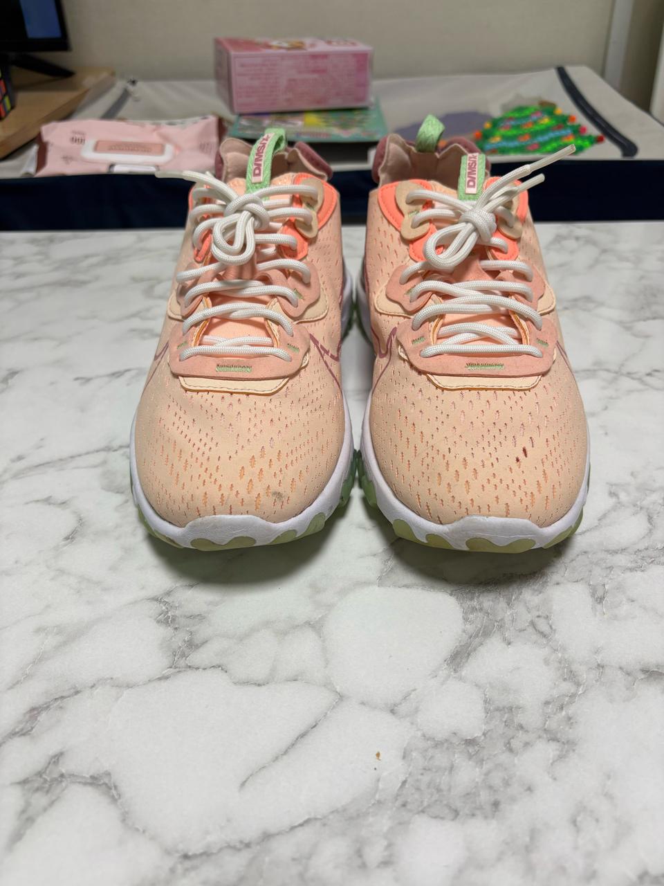 나이키 우먼스 크림슨틴트 270