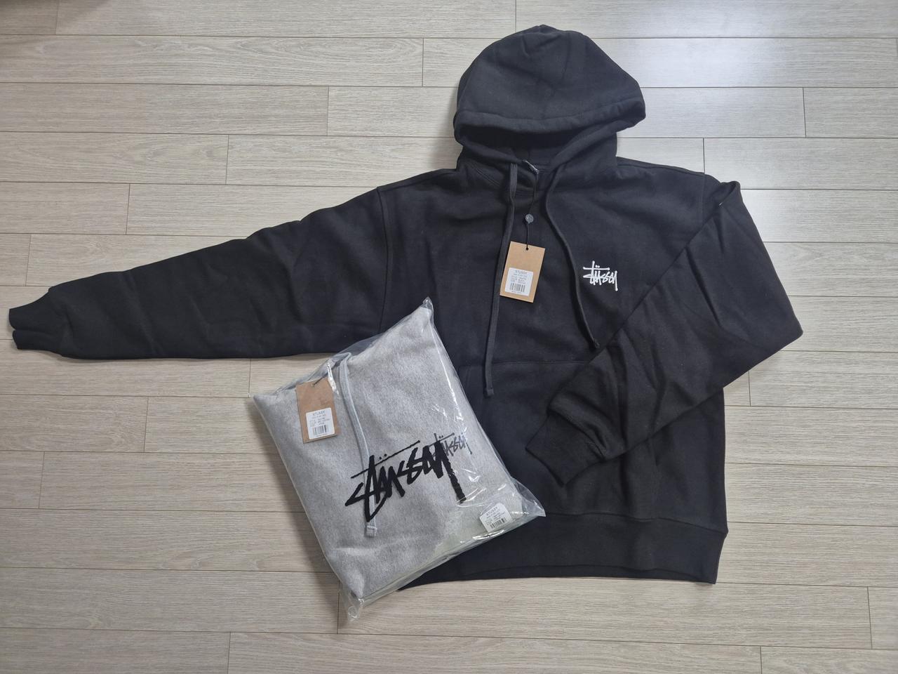 쿨거래시 12만9천택포!미착용 새제품 정품 스투시 기모 후드티 긴팔 공용