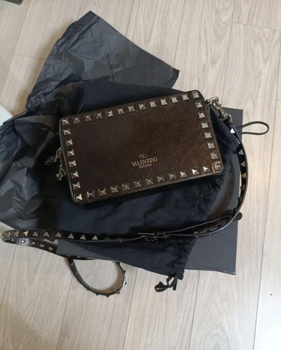 뱔렌티노 가라바니 락스터드백