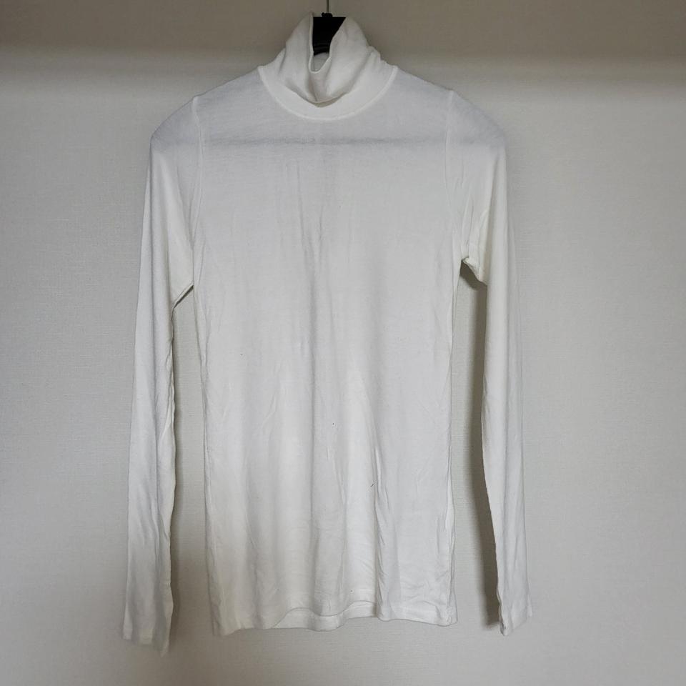 화이트 백트임 꼬임 폴라 긴팔