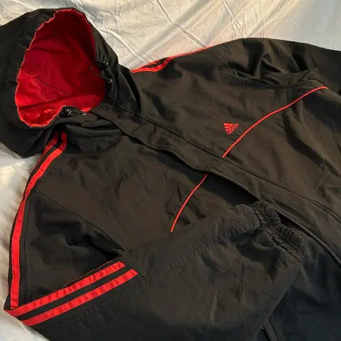 아디다스 리버시블 빅로고 후디 점퍼