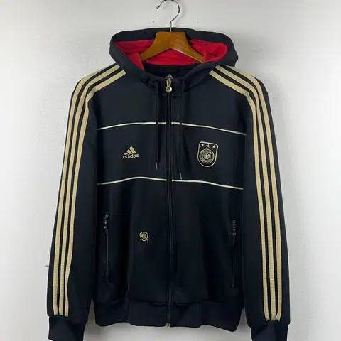 아디다스 남성 독일 국대휘장 후드 집업 블랙/골드 105