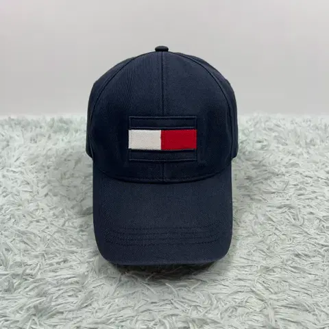 타미힐피거 빅 플래그 볼캡