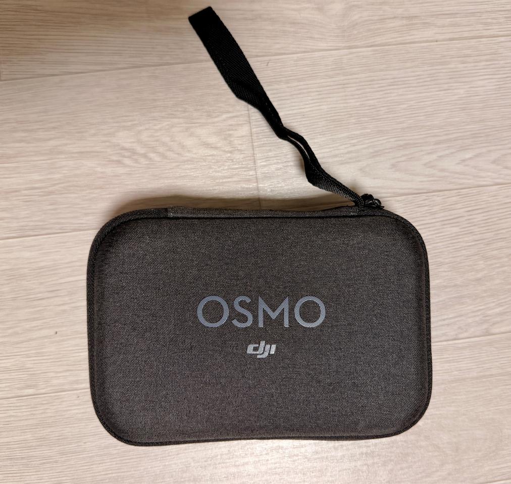 DJI 오즈모 모바일3, 케이스