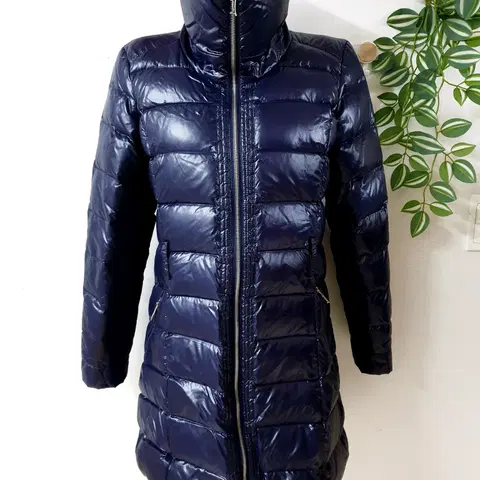 루이까스텔 여성골프 롱패딩 95 오리털 덕다운 네이비유광