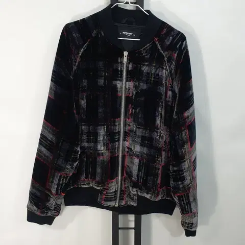 리프레젠트 벨벳 체크 봄버 경량 패딩 다운 자켓 L