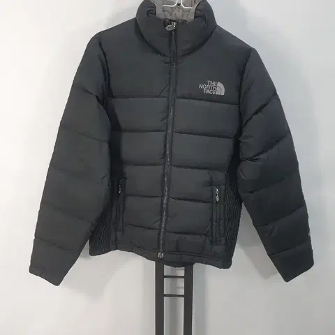 노스페이스 눕시 패딩 550 다운 이너플리스 자켓 블랙 s