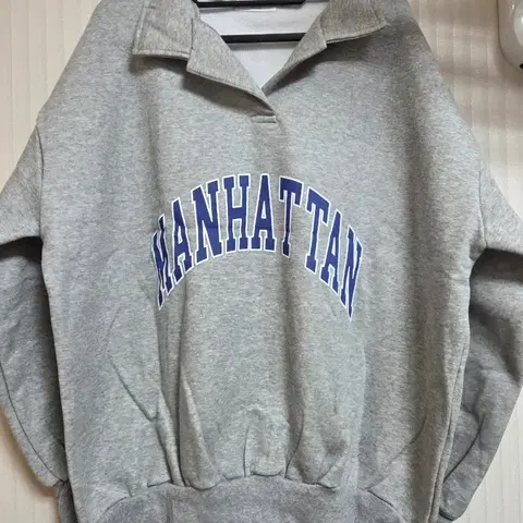 새상품 맨하탄 기모 카라 맨투맨