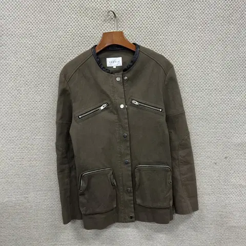 산드로 캐주얼 멀티포켓 코튼 자켓 85 A04314