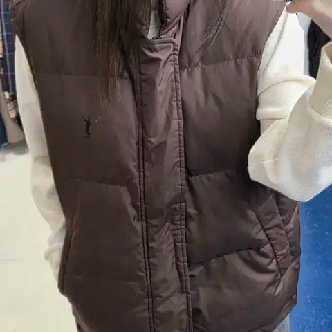 (무료배송) 90-00s YSL 입생로랑 미니멀 조끼 패딩