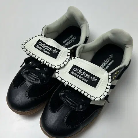 아디다스 웨일즈보너 삼바 255