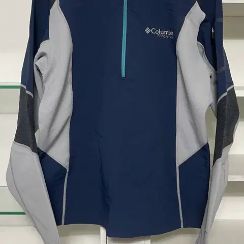 컬럼비아 티타늄 하프넥 긴팔 네이비 95 M