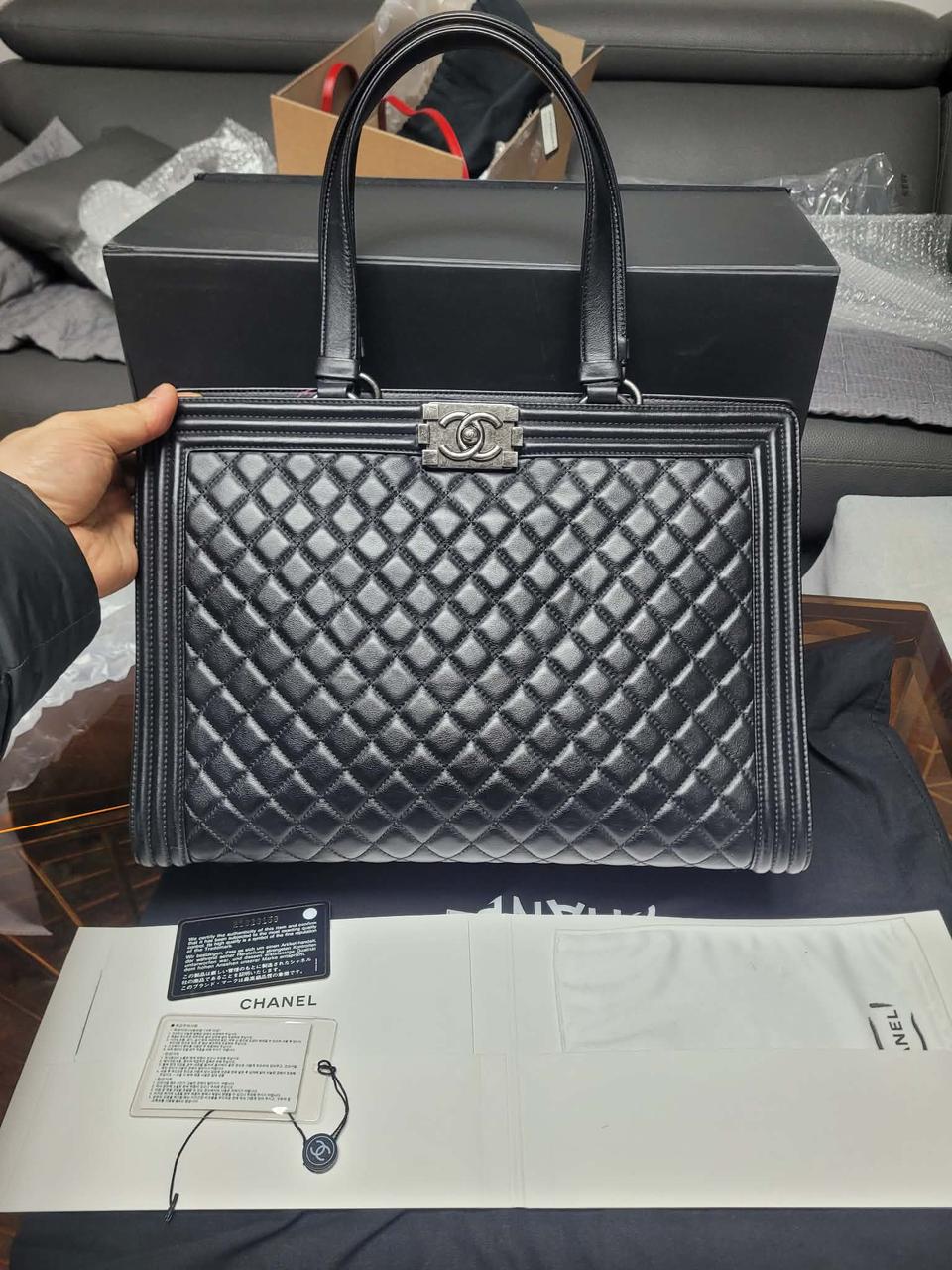 샤넬 보이토트정품