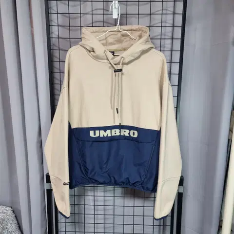 엄브로 후드티 우븐 하이브리드 후디 티셔츠 베이지 네이비 95