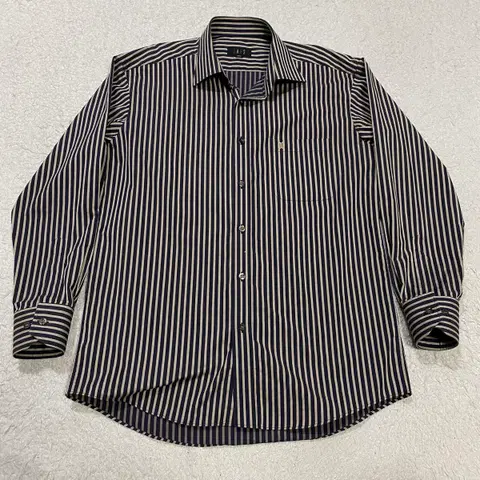 닥스 스트라이프 긴팔 셔츠 100