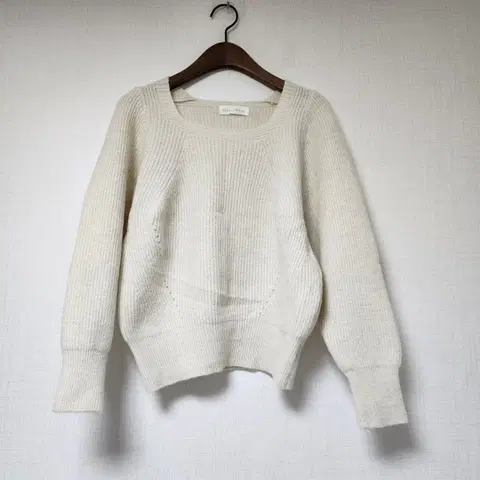 스튜디오화이트 아이보리 니트 스웨터 F