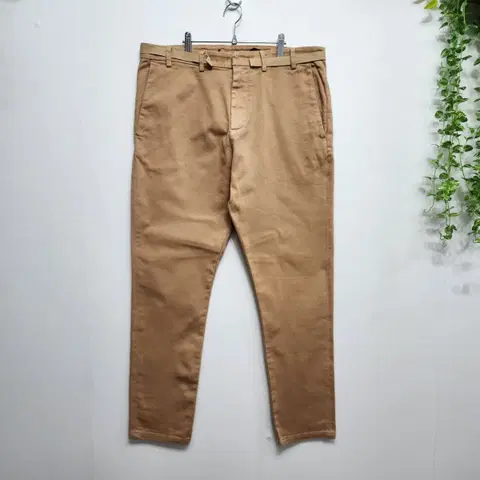 새상품 국내탁정품 ) N21 남성 배기핏 팬츠