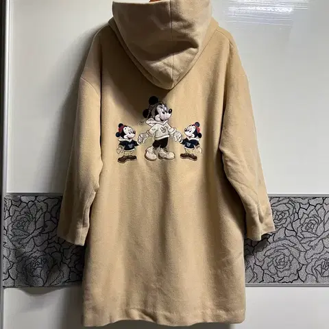 빈티지 90s 미키마우스 베이지 코트