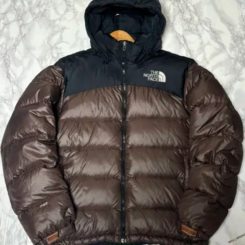 노스페이스 700 눕시 브라운 패딩 자켓
