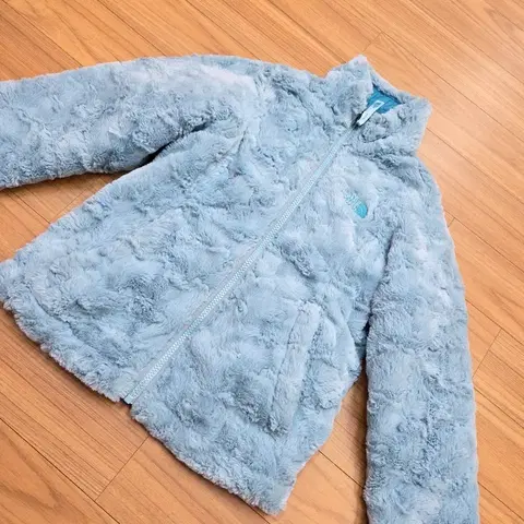 노스페이스 여아용 리버시블 플리스 자켓입니다- 사이즈는 S (7/8)입