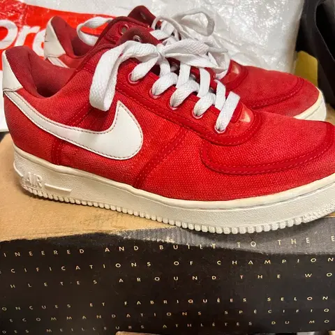 나이키 에어포스1 로우 레드 cvs