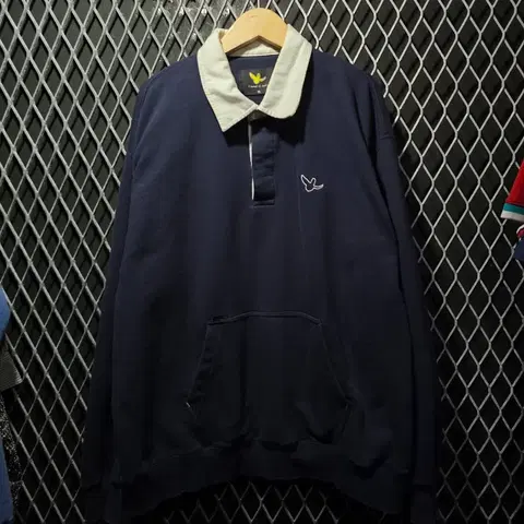 와릿이즌 카라넥 맨투맨 XL