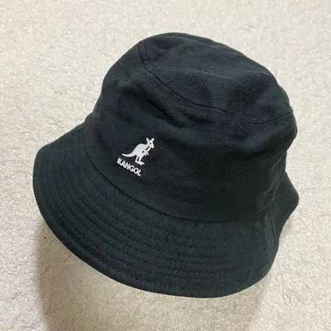 캉골 블랙 버킷햇 모자